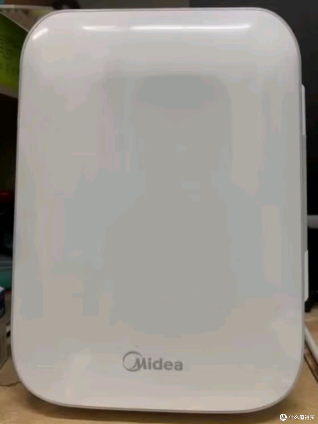 美的10L迷你车载冰箱评测：母婴冷暖+车家两用，国家补贴