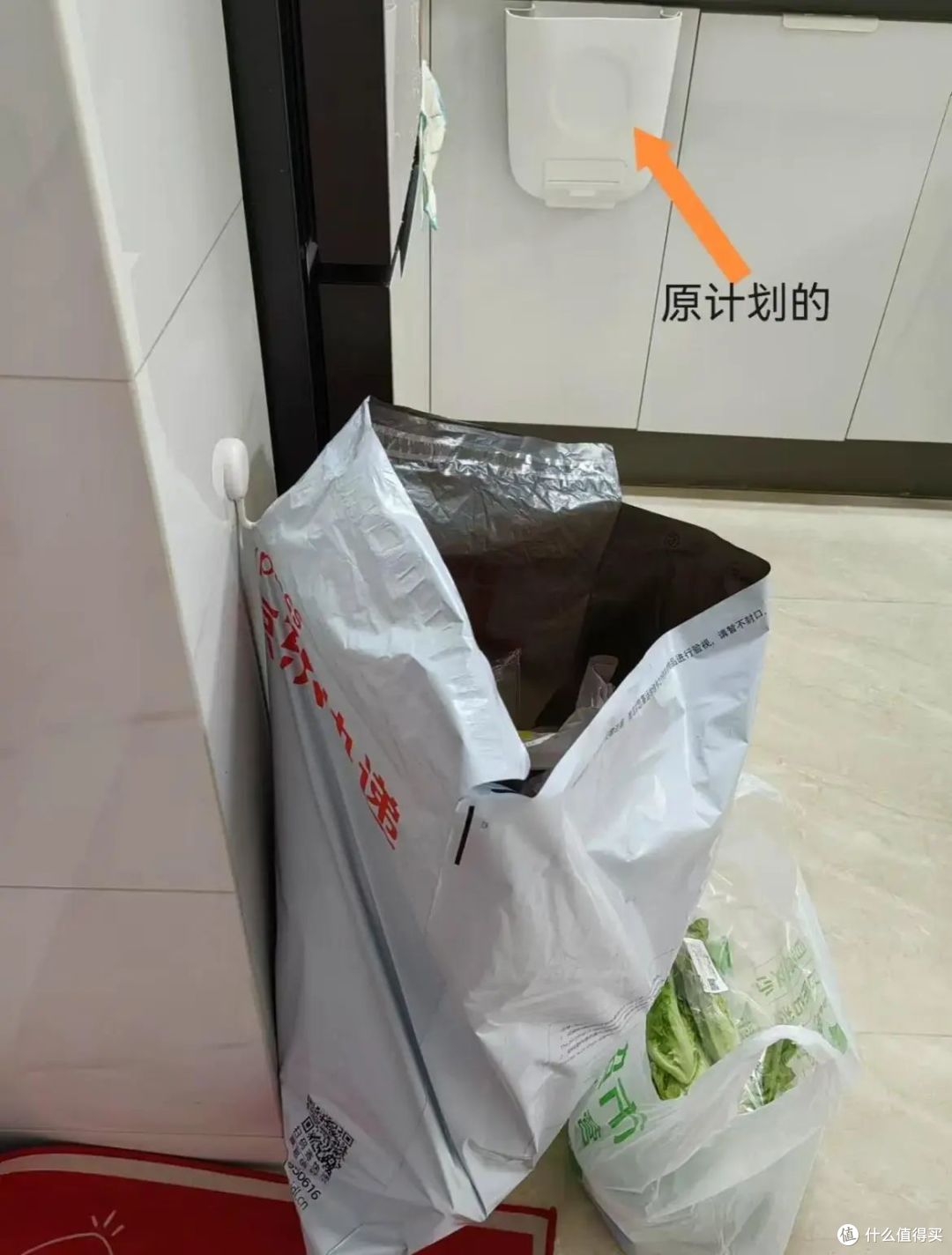 不是非要物尽其用,而是灵机一动,这些东西能用,还省去很多凌乱