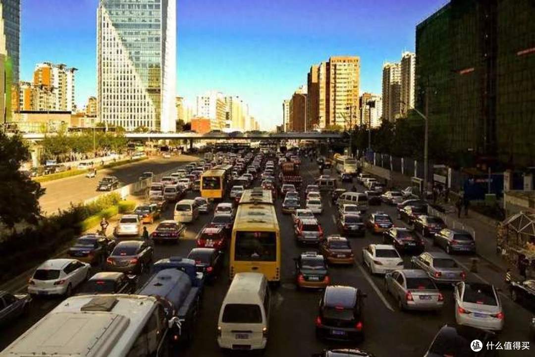 接下来,比较“难”的是二手房业主,四面楚歌!
