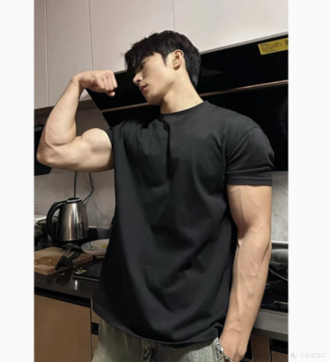 Light Weight 男款夏季美式重磅 T 恤：时尚与品质的完美融合