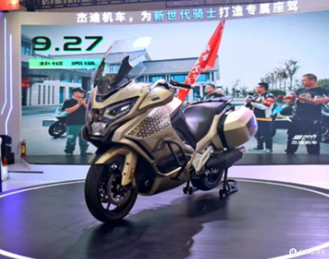 杰迪麒麟730cc直列双缸八气门750摩托车