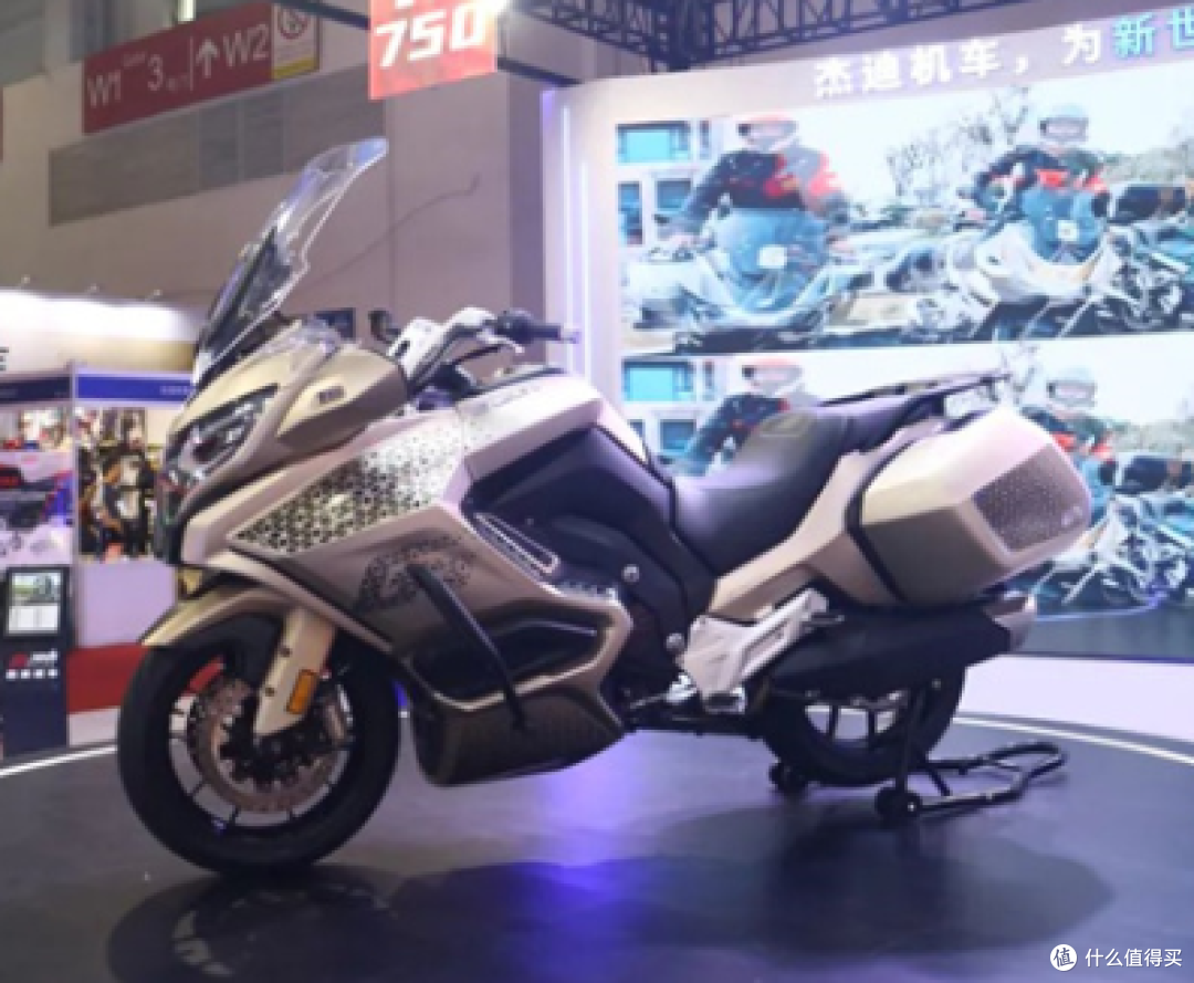 杰迪麒麟730cc直列双缸八气门750摩托车