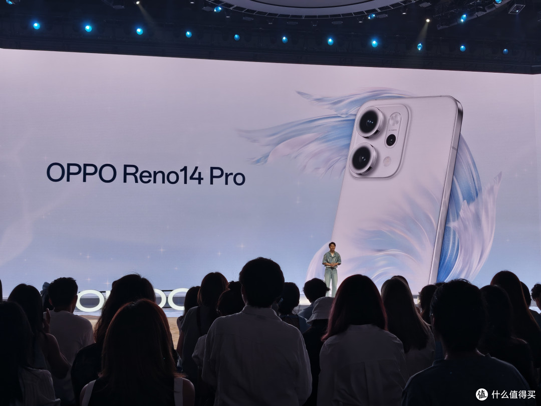 2379元起！OPPO Reno14系列来了，果味强过iPhone？！