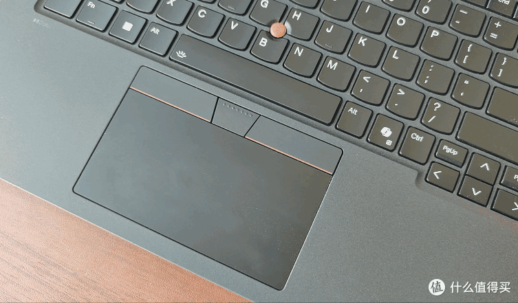 梦中情本—ThinkPad T14p 2025上手体验及测评,高性能工程师本!