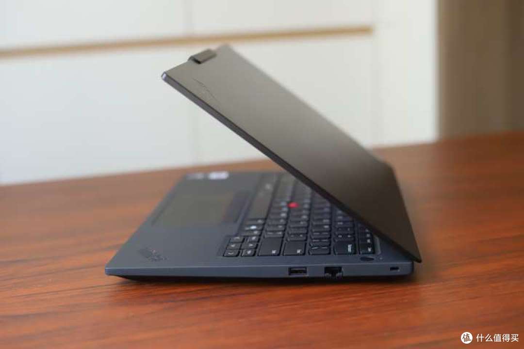 梦中情本—ThinkPad T14p 2025上手体验及测评,高性能工程师本!