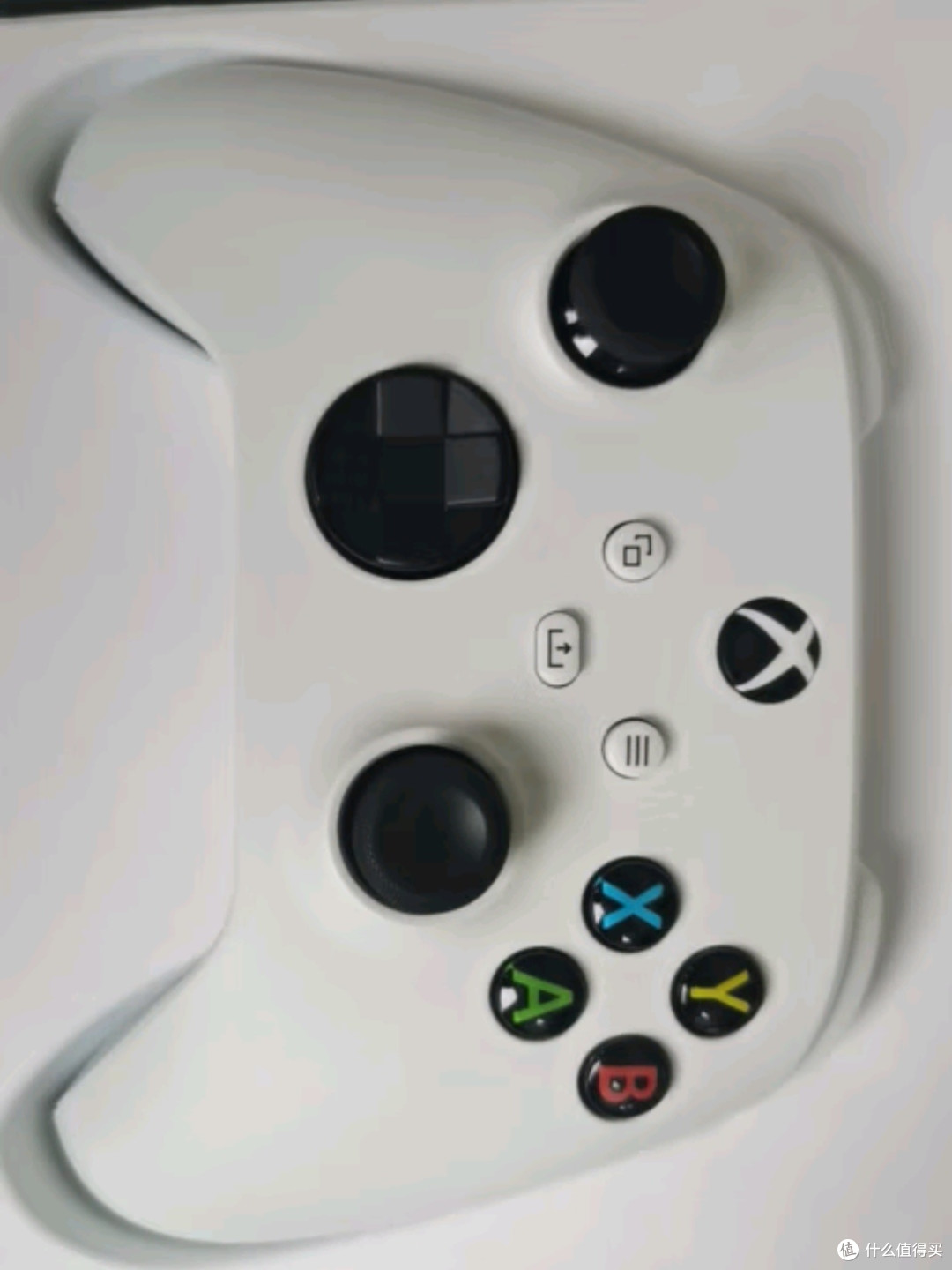 微软Xbox无线游戏手柄：磨砂黑魅力，重塑游戏操控新境界