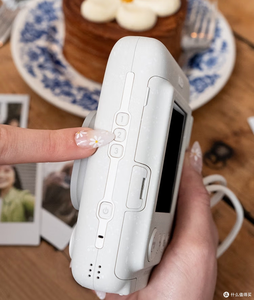 INSTAX富士instax mini Liplay ：把美好瞬间“印”在眼前