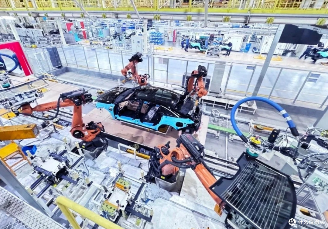 注意,2025年6月起,中国或将迎来5大降价潮,这些东西要降价了