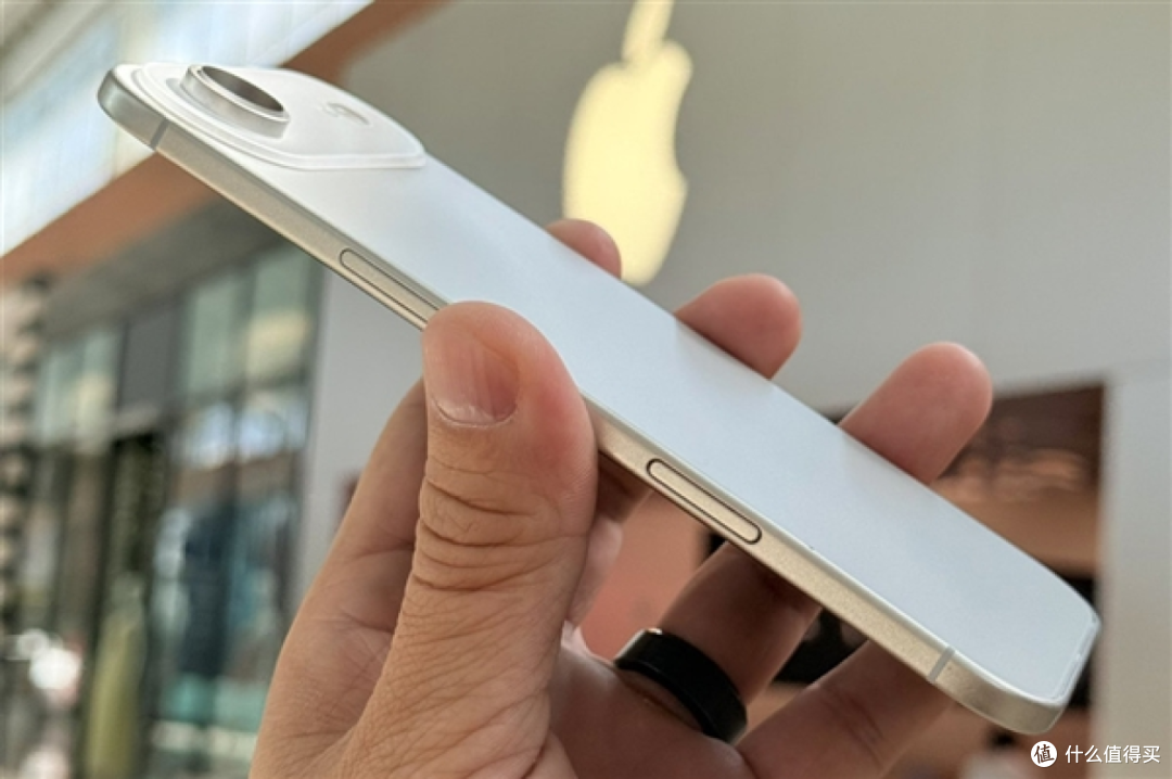 苹果“大招”曝光,旧iPhone降价,新iPhone实力很炸