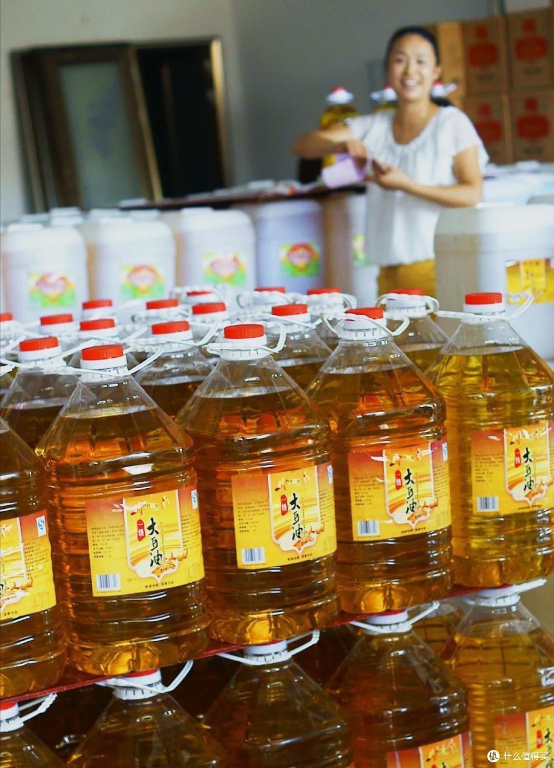 食用油怎么选？记住“买对不买贵”，选对了炒菜更香，身体更健康