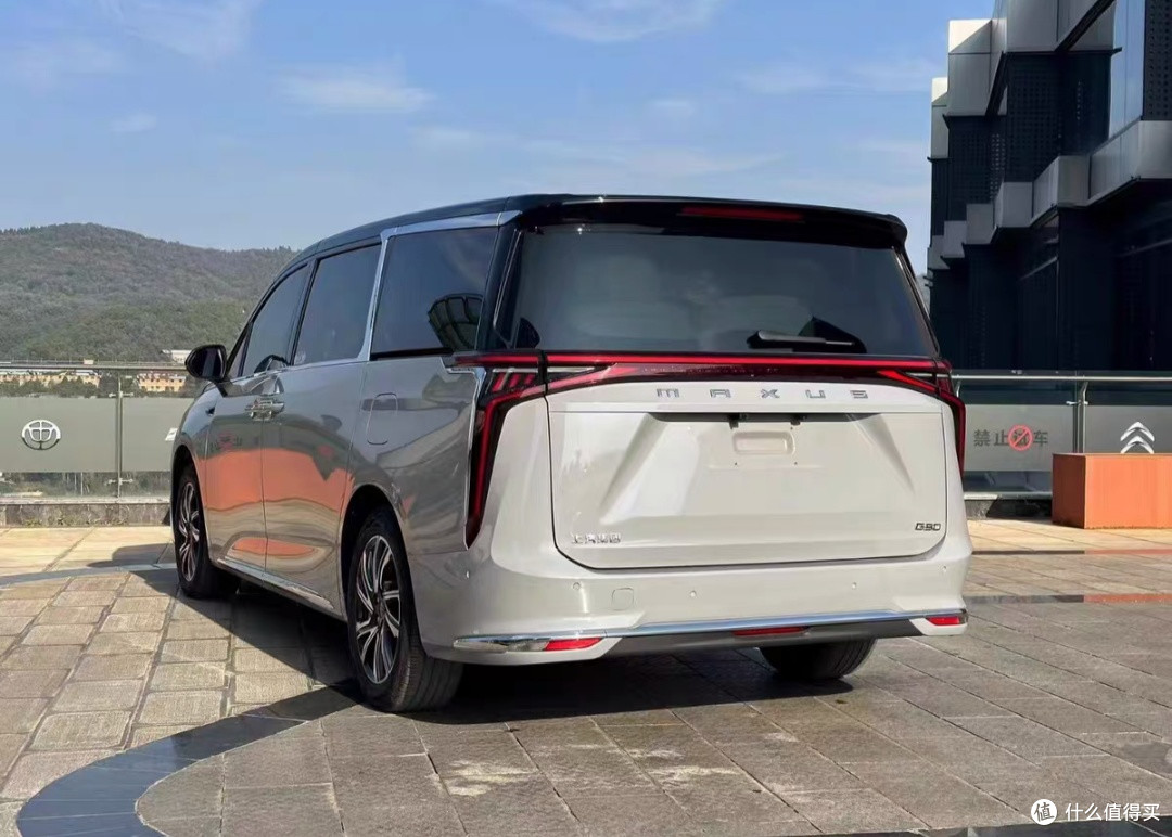 以前叫面包车,现在请叫mpv