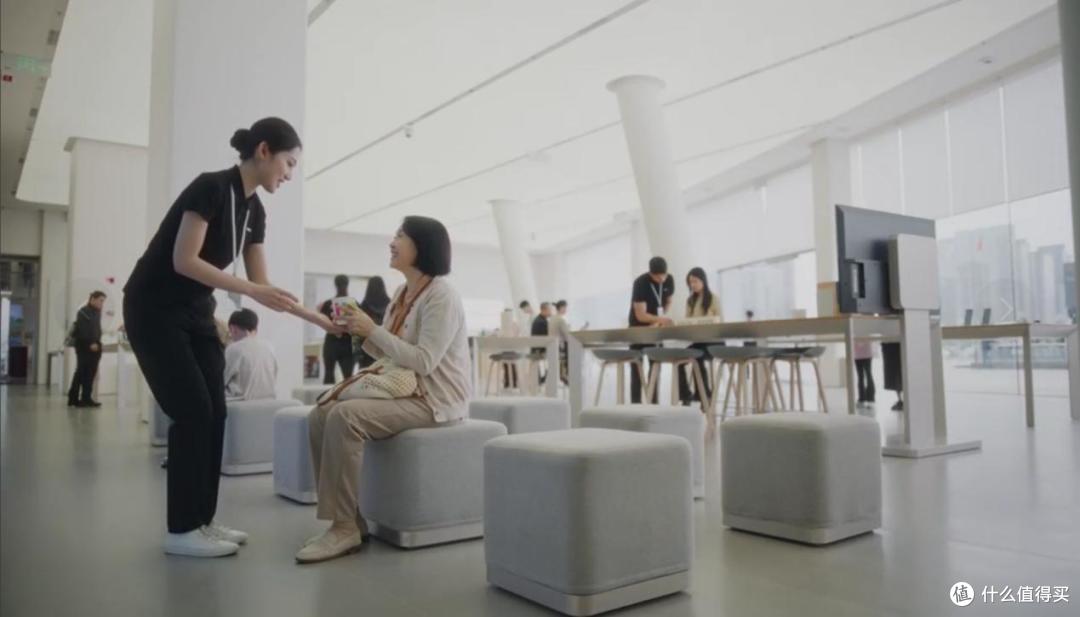 华为门店服务如何暖入人心?一则视频道出端倪