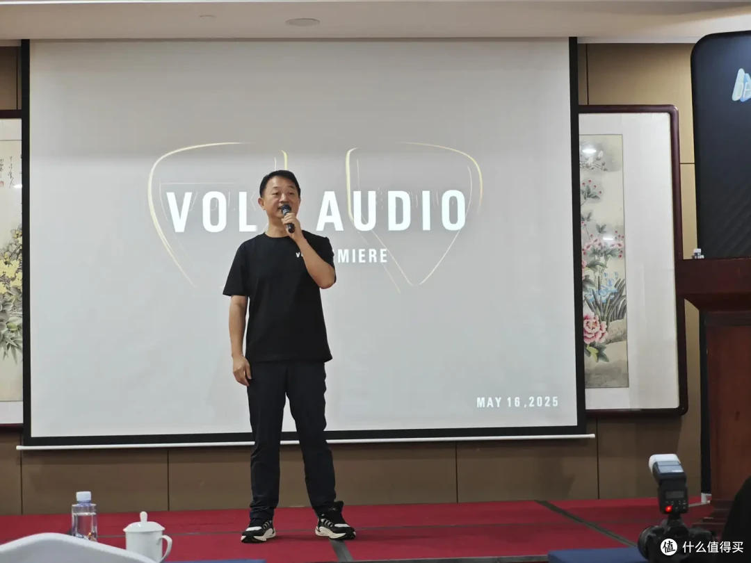 「巡洋快报」VOLK AUDIO发布旗舰入耳式耳机ÉTOILE