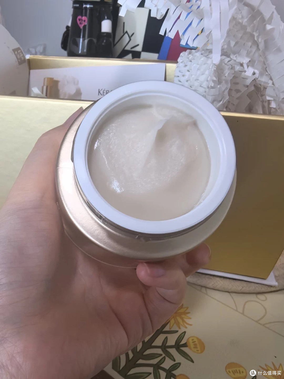 羽西鎏金面霜:抗皱紧致与保湿补水的全能之选