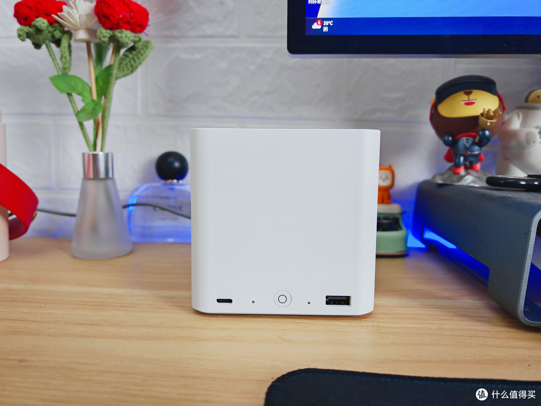 零刻ME mini:迷你主机与NAS结合,体验轻办公与家庭存储的便捷