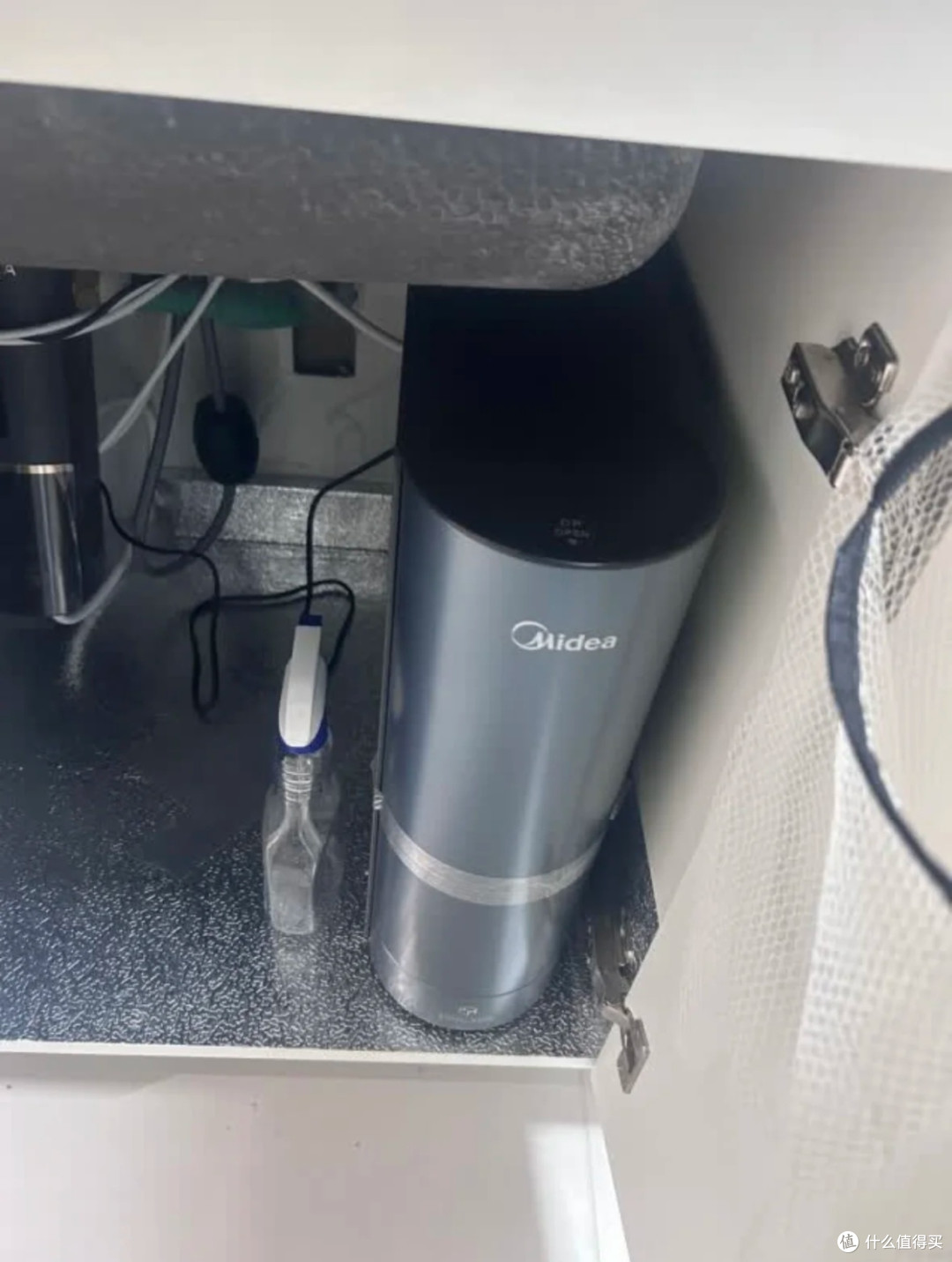 喝水自由:美的星河2.0净水器的家庭饮水革新记