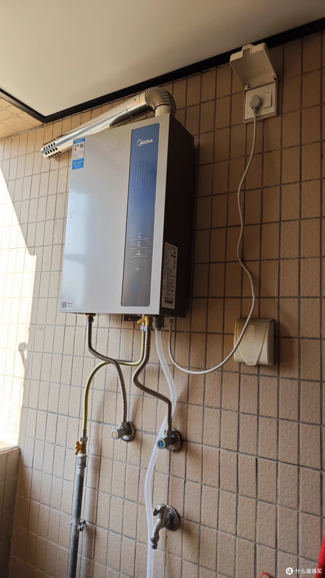 美的 LN3S 燃气热水器：家庭用水的 “贴心管家”