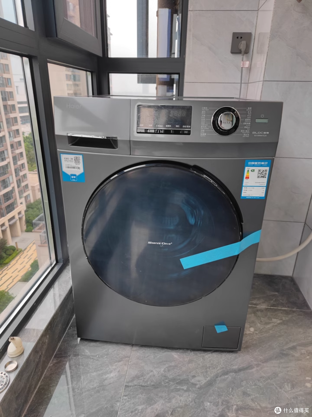 小家庭的 “洗衣救星”：海尔 MATE2S 的空间智慧