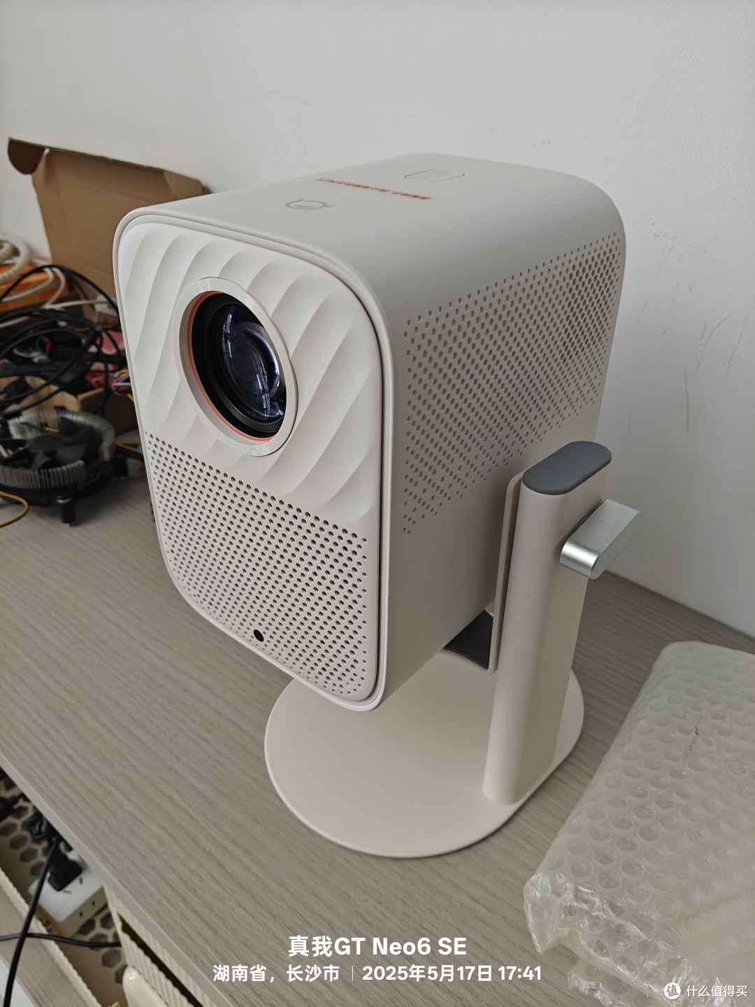 600元投影仪——联想小新100S,真香吗?