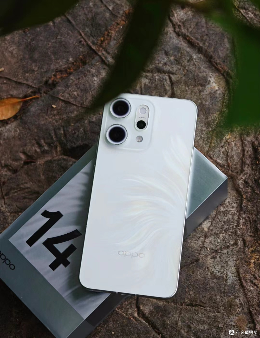 OPPO Reno14 Pro:影像新秀,随手拍出朋友圈爆款