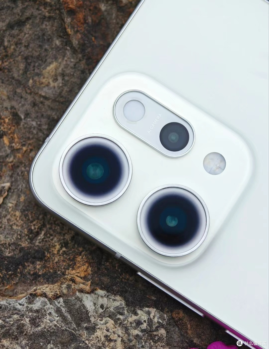 OPPO Reno14 Pro:影像新秀,随手拍出朋友圈爆款