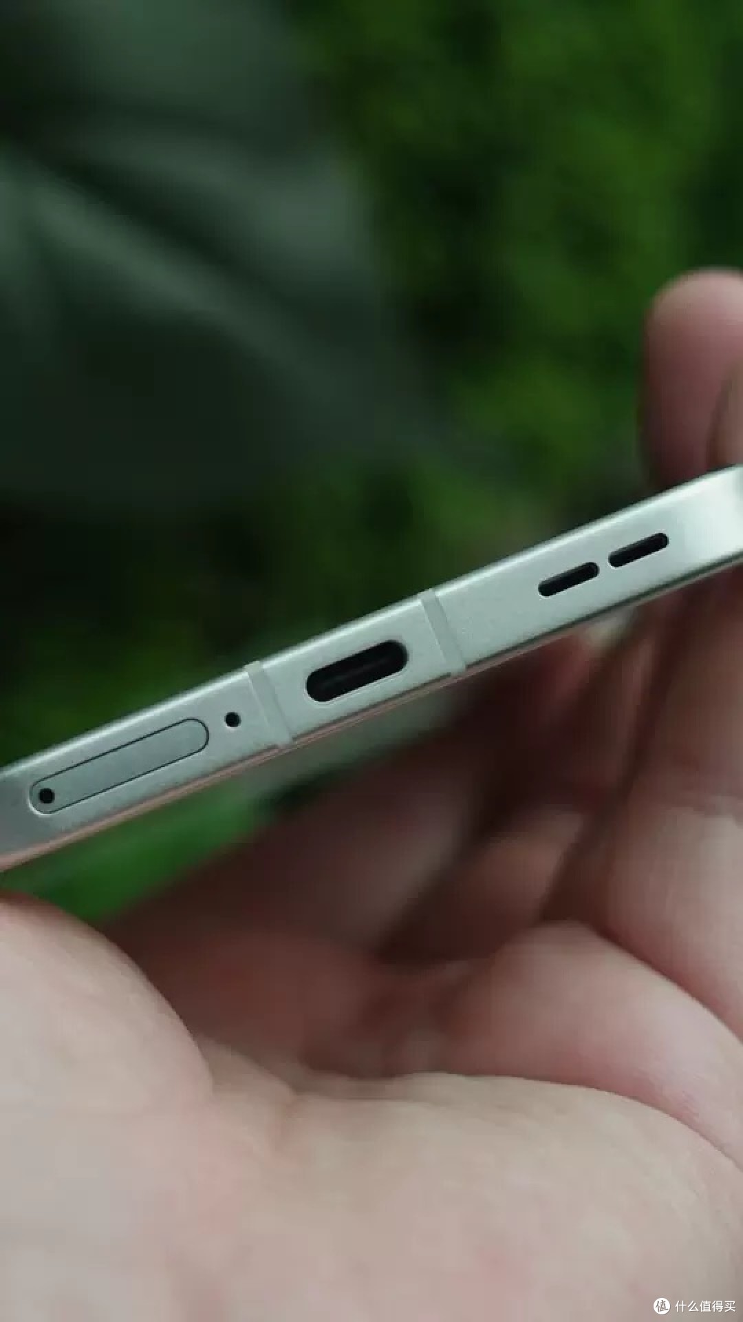OPPO Reno14:潮流人鱼姬配色与高清长焦实况,国产机的创新突破