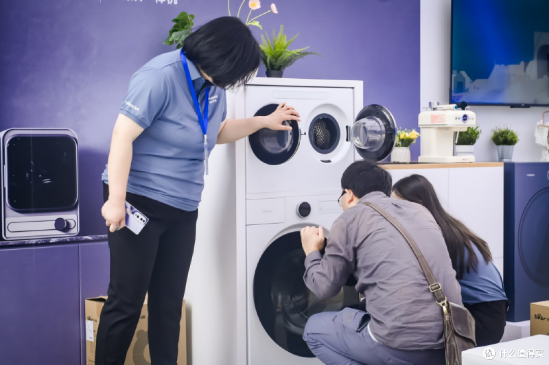 机洗还是手搓?海信三筒洗衣机喊你 “杠” 出洗护新套路