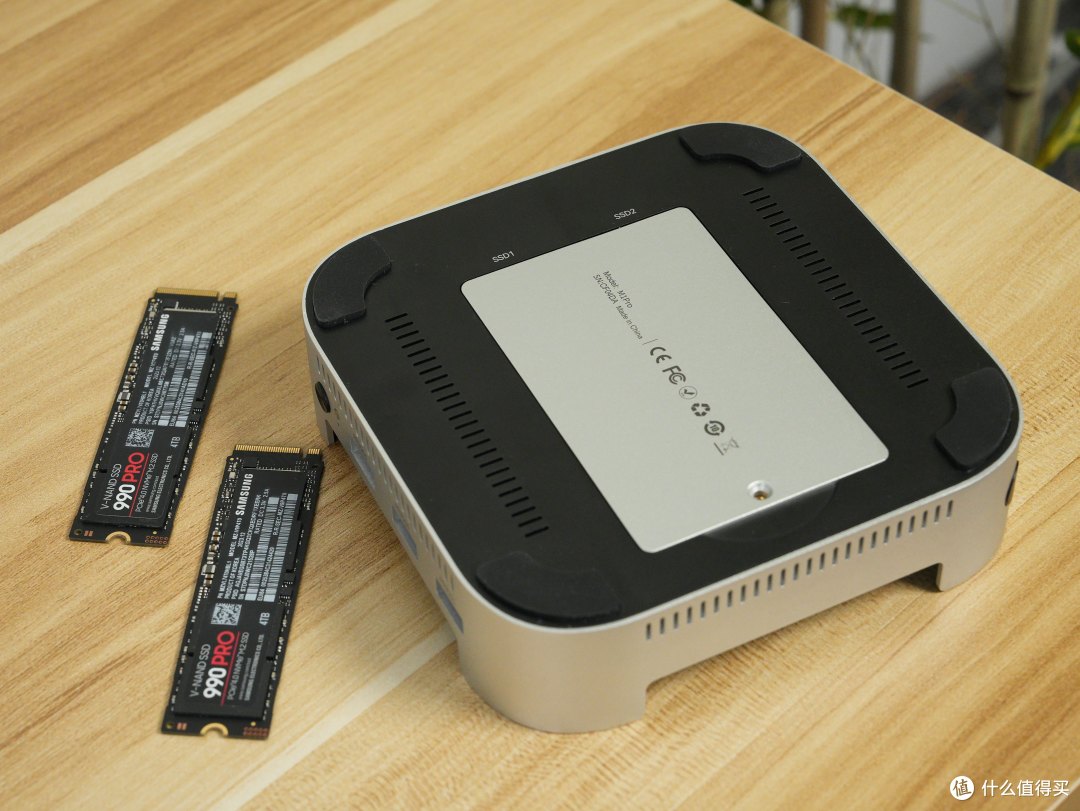 国补神车配外挂！我的Mac mini M4靠它变身“双屏满血战士”