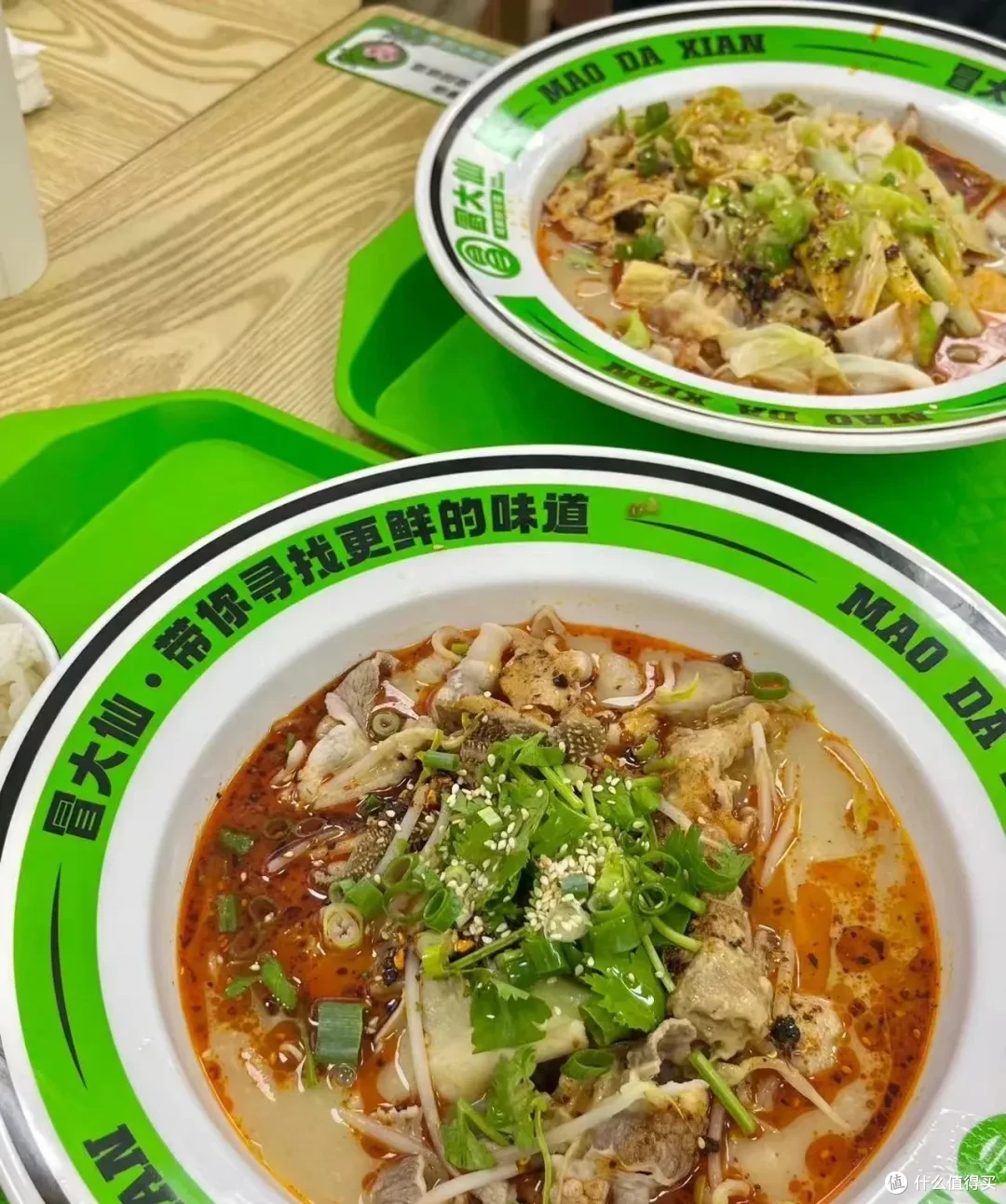 靠冒菜开出2000家门店,冒大仙有啥魅力?