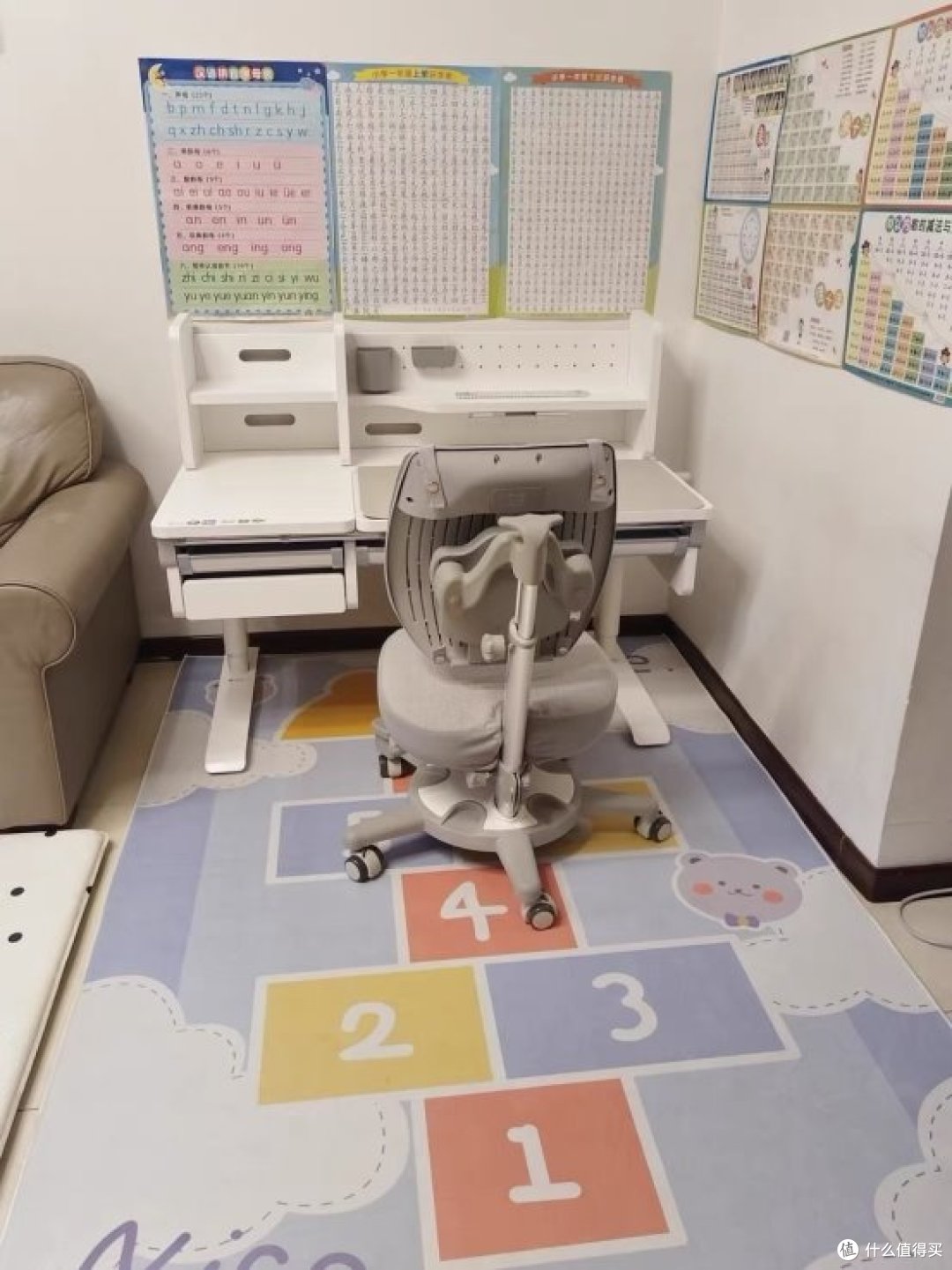 学习桌怎么选不踩坑?5 款热门机型实测,这 3 个核心要点必看!