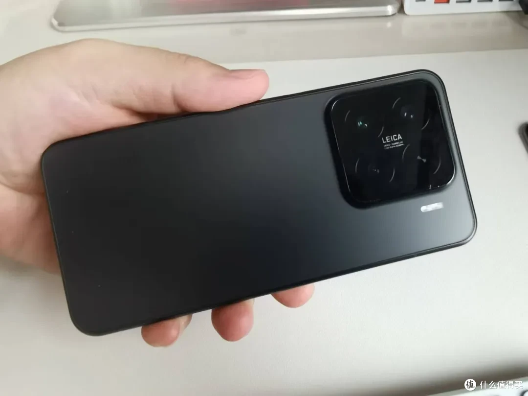 小米15价格崩了个大的！16G+512G才3080元，凌晨两点半开抢