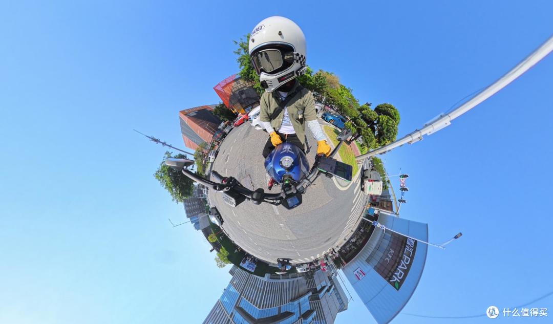 3798元!影石Insta360 X5体验:全景相机全民化之作?