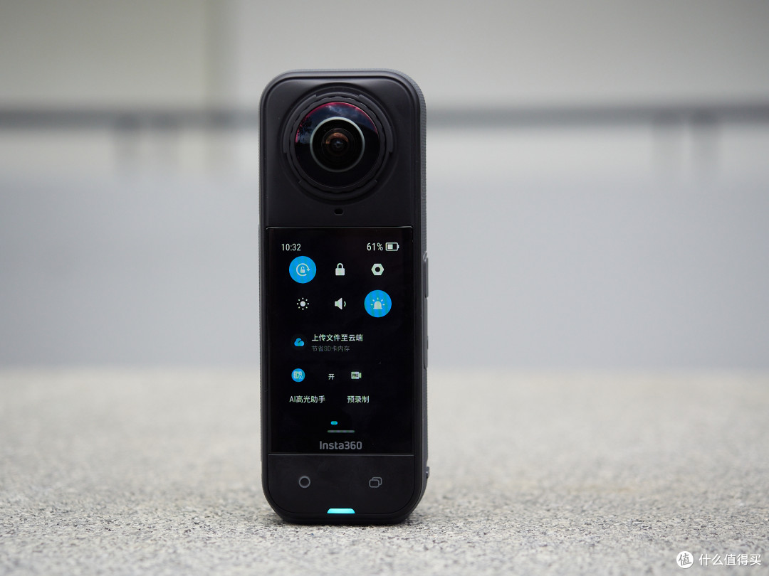 3798元!影石Insta360 X5体验:全景相机全民化之作?