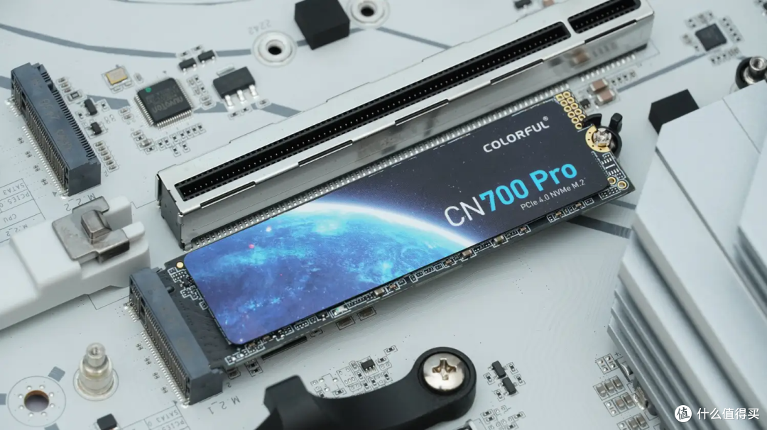 逢6必甜？七彩虹iGame GeForce RTX 5060 Ultra W OC 8GB新品开箱