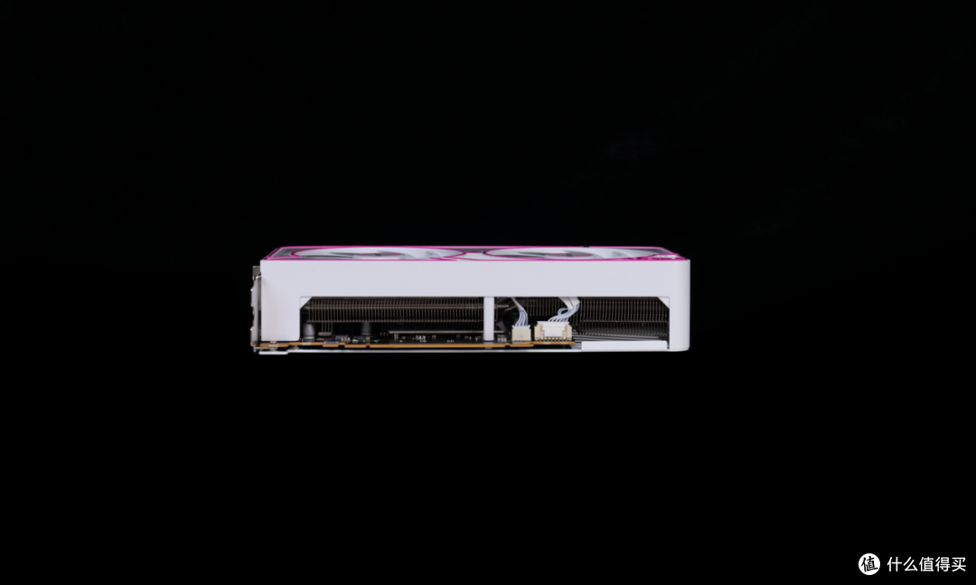 iGame GeForce RTX 5060 Ultra W DUO OC 8GB 显卡 开箱初体验