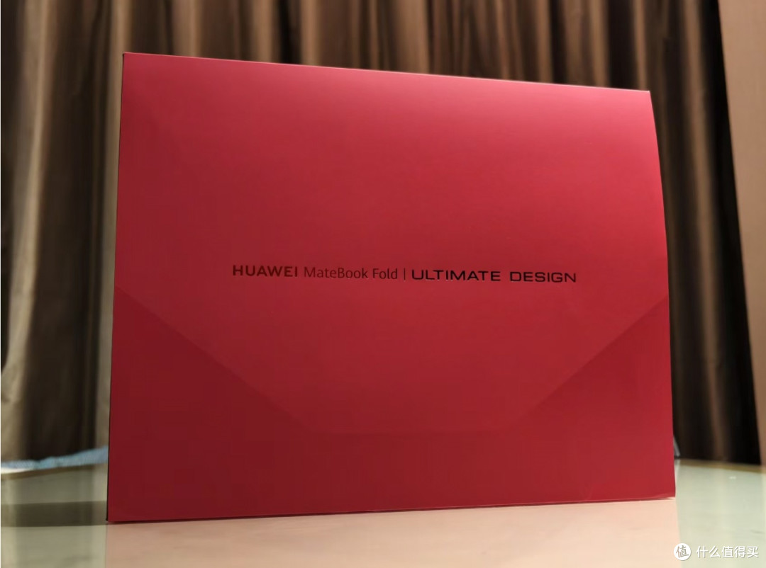 MateBook Fold非凡大师真的太有科幻感了