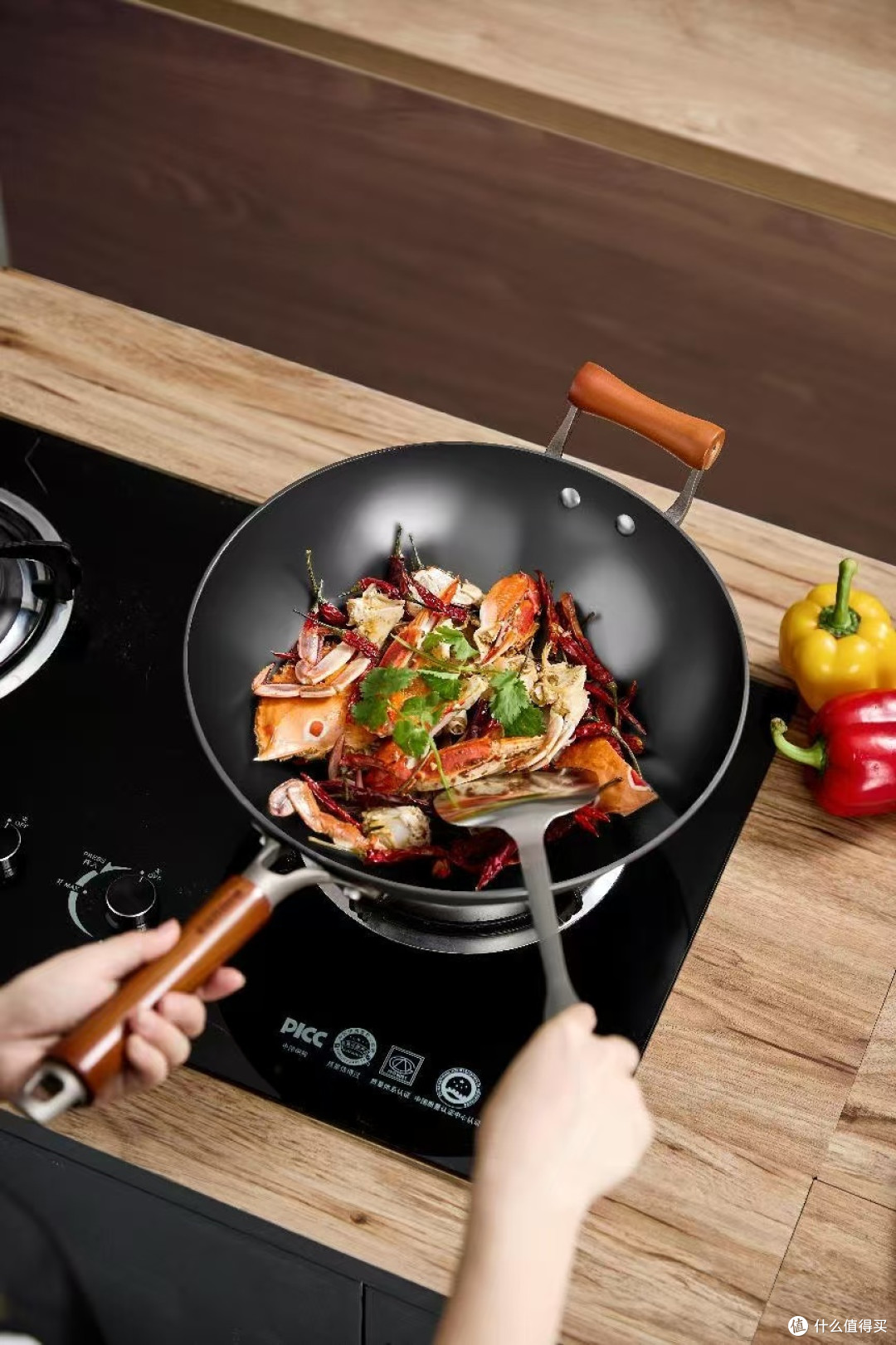 《欧美达32cm深氮铁锅:520的浪漫之选,用健康烹饪传递爱意》