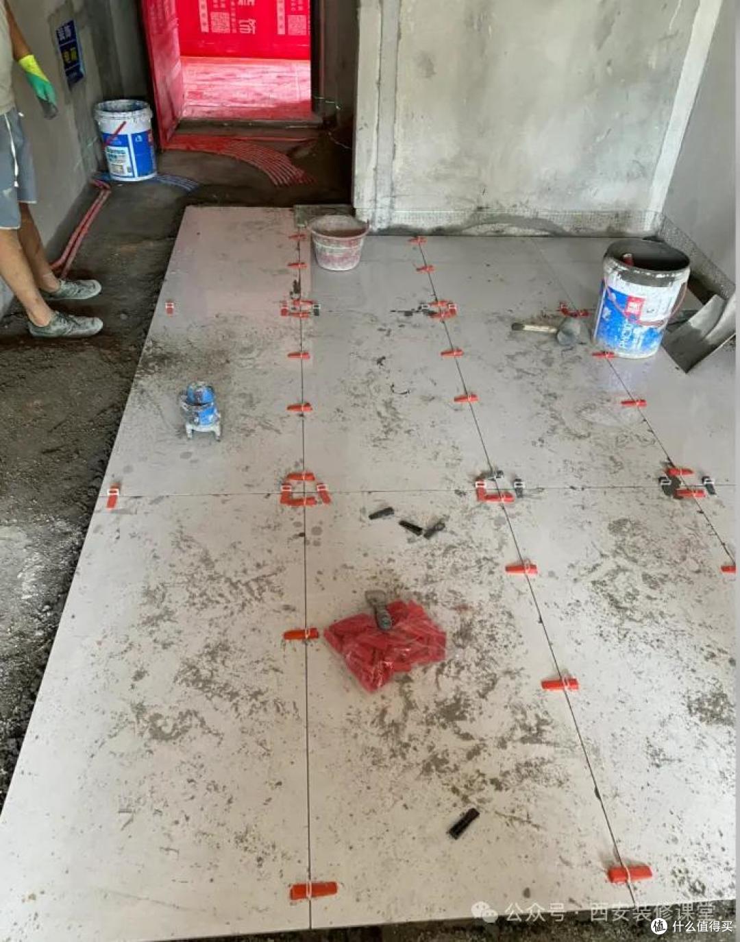 真后悔铺了600*1200瓷砖,太小气,全是缝隙!