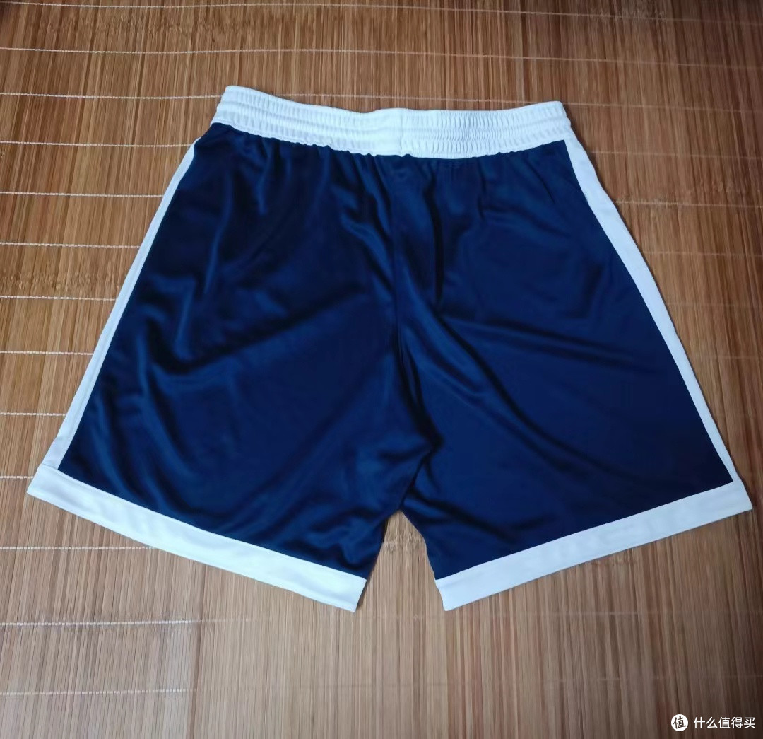夏日运动好搭档,Nike Dri-Fit Crossover Stock 男子速干短裤