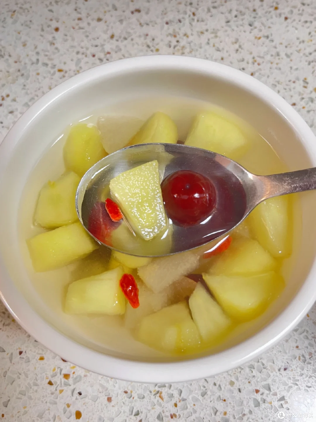 苹果雪梨饮：清润甘甜的养生妙饮