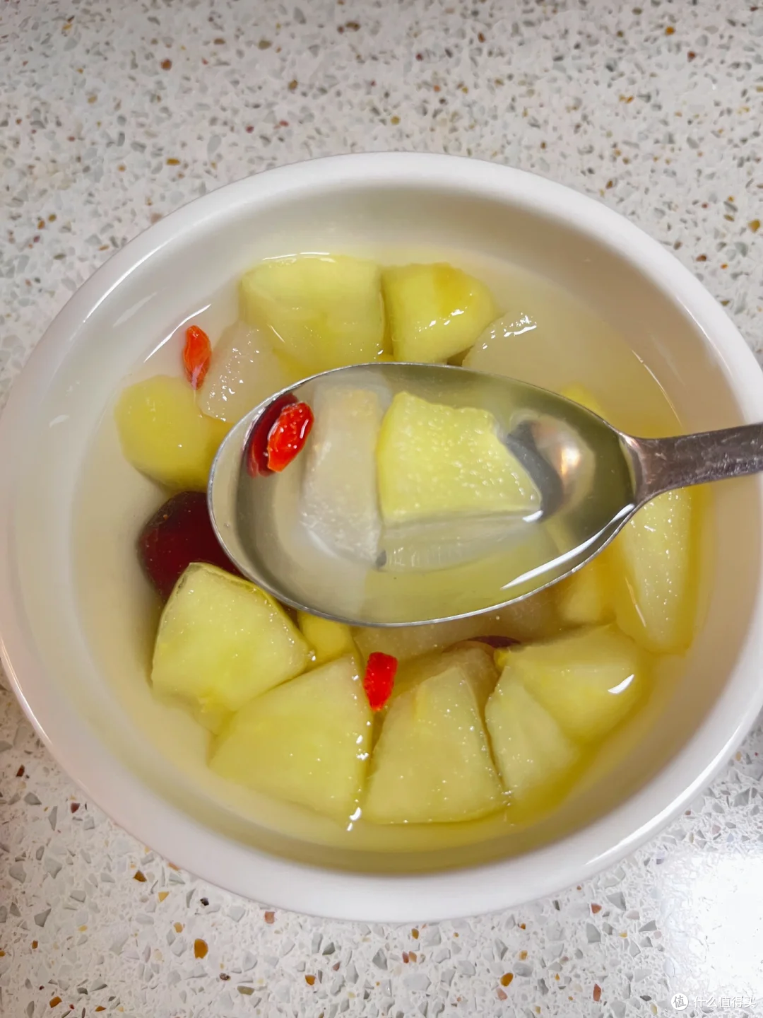 苹果雪梨饮：清润甘甜的养生妙饮
