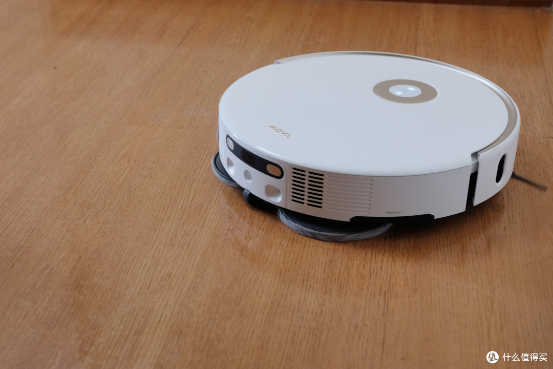 越障、清洁全能表现！MOVA P60 Pro双机械臂扫地机器人