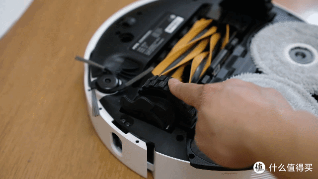 越障、清洁全能表现！MOVA P60 Pro双机械臂扫地机器人