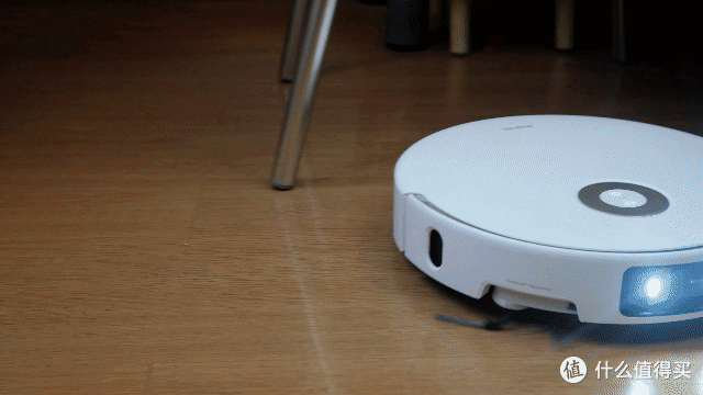 越障、清洁全能表现！MOVA P60 Pro双机械臂扫地机器人