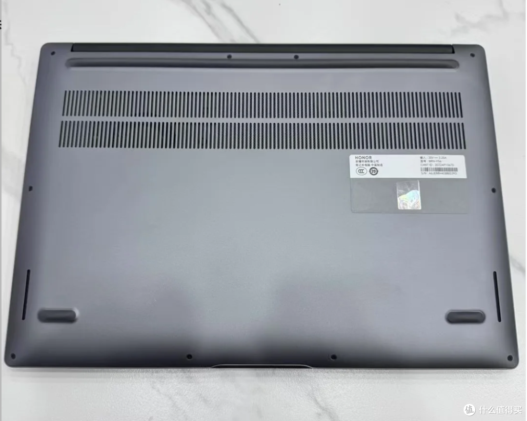 荣耀 MagicBook X16 战斗版：预算有限者的性能救星