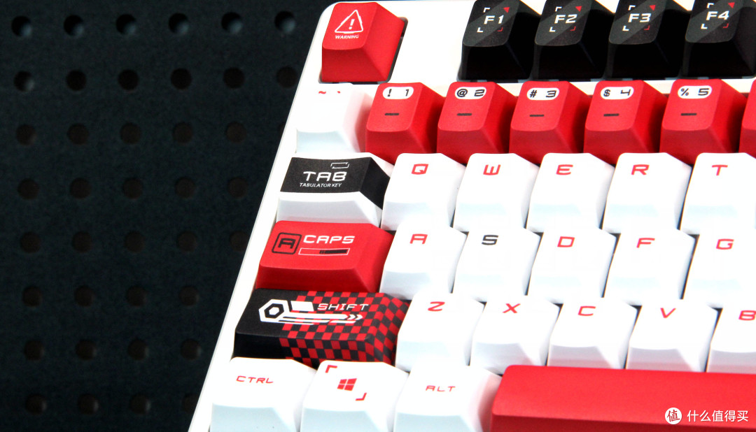 618电竞装备首选!微星GK600W三模机械键盘,打造游戏新利器