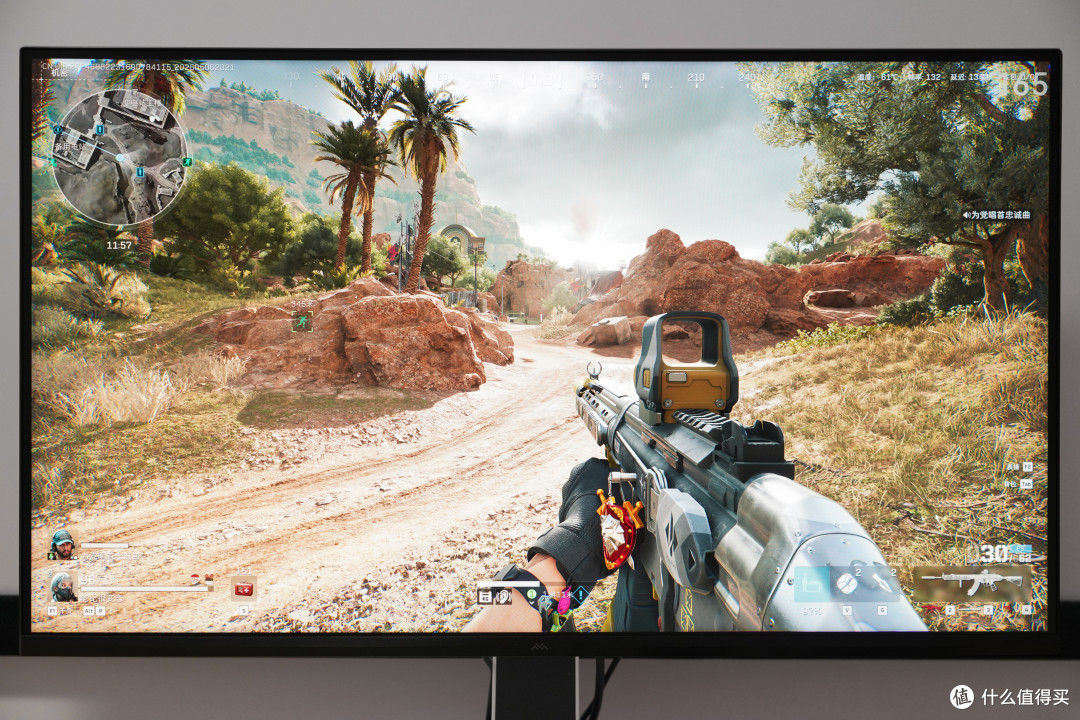 电竞桌搭颜值&性能双杀,国补高性价比-雷鸟32U8MiniLED显示器