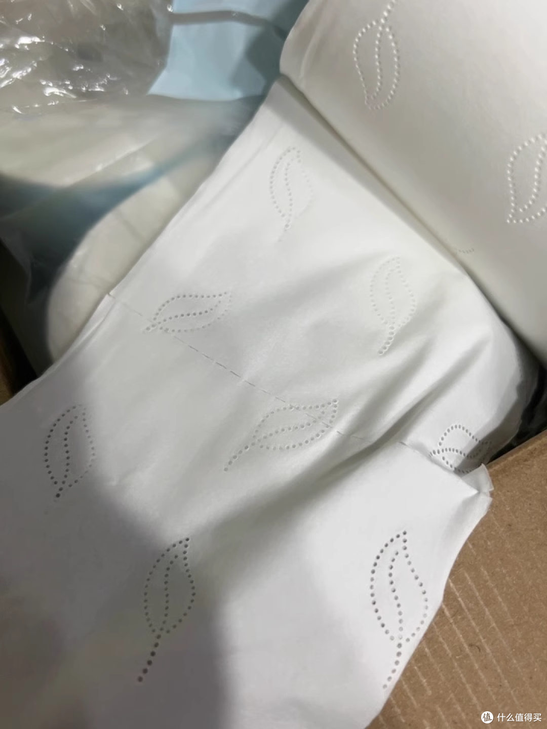 可心柔保湿卷纸:一用就回不去的 “云朵触感”!