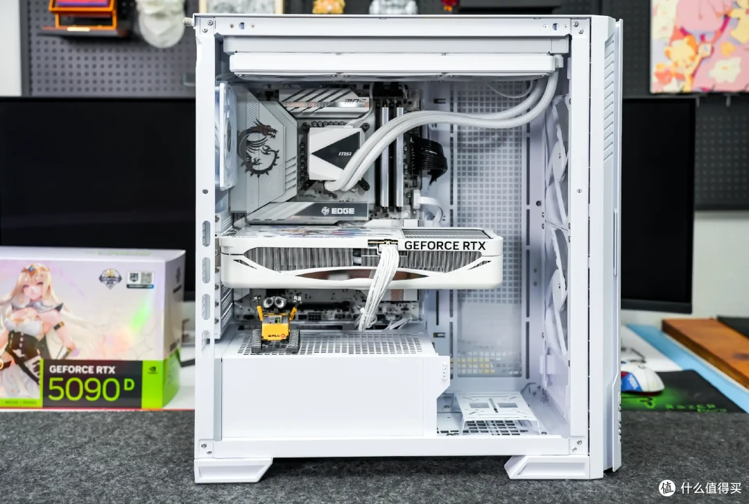 售价高达3万!还已停产?影驰RTX 5090 D星曜LUNA OC显卡试玩体验