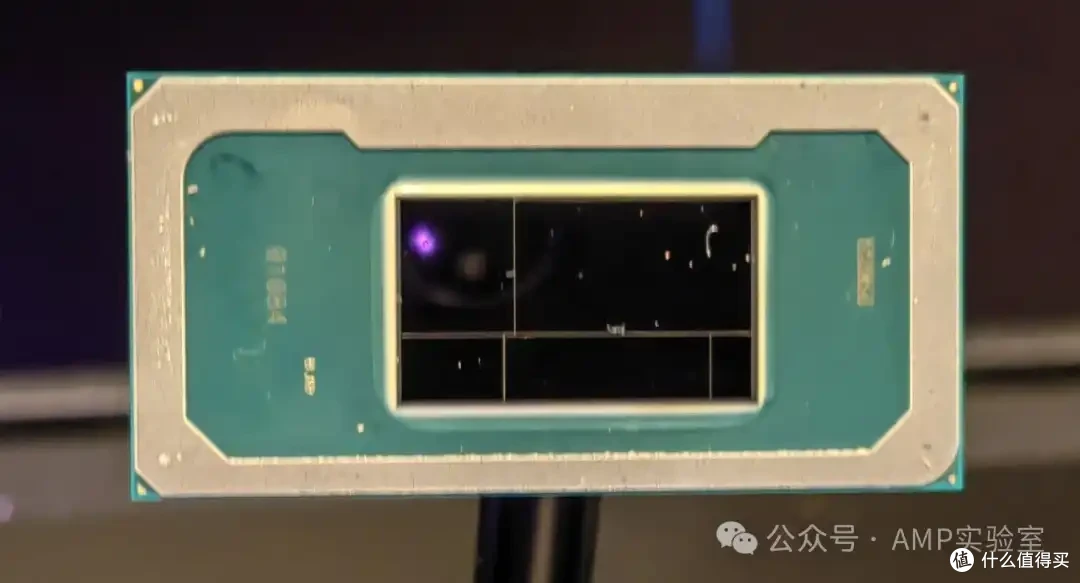 英特尔上手Panther Lake芯片实物，AMD展示最新三款ZEN5产品